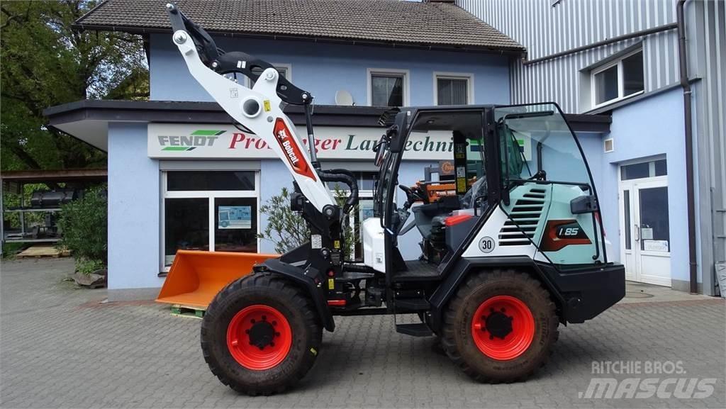 Bobcat L85 Gumikerekes homlokrakodók
