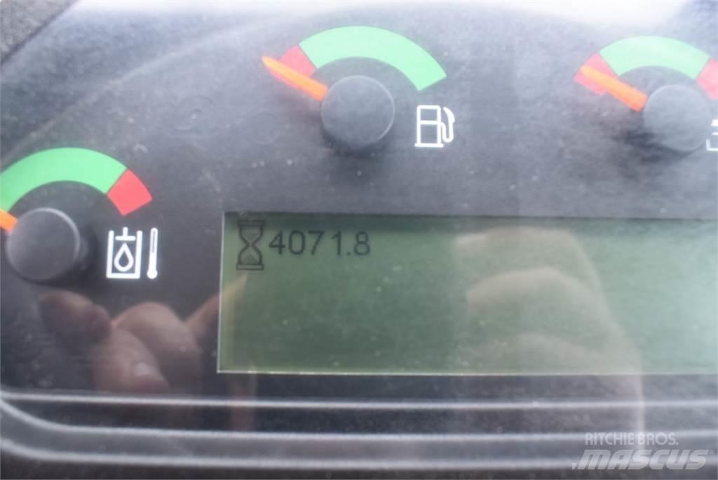 CAT 907M Gumikerekes homlokrakodók