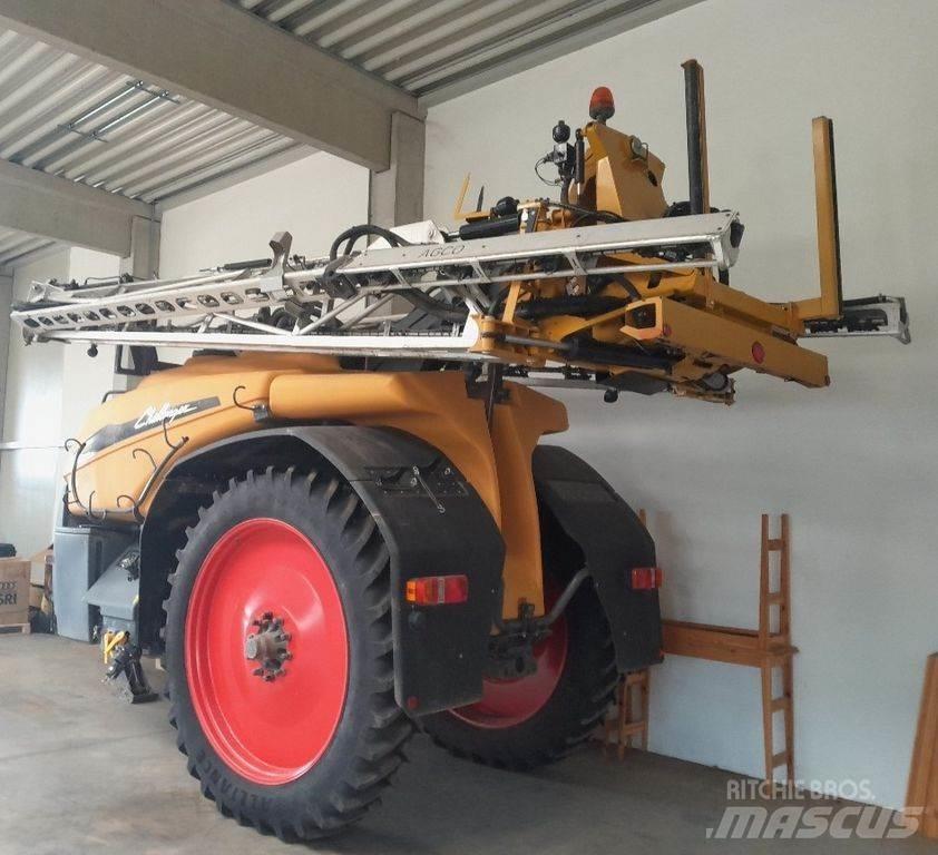 Challenger RG344 Vontatott trágyaszórók