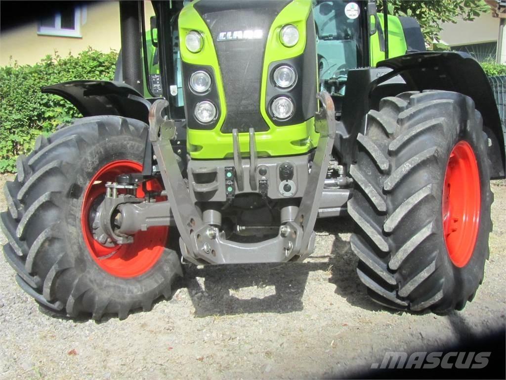 CLAAS Arion 440 Traktorok