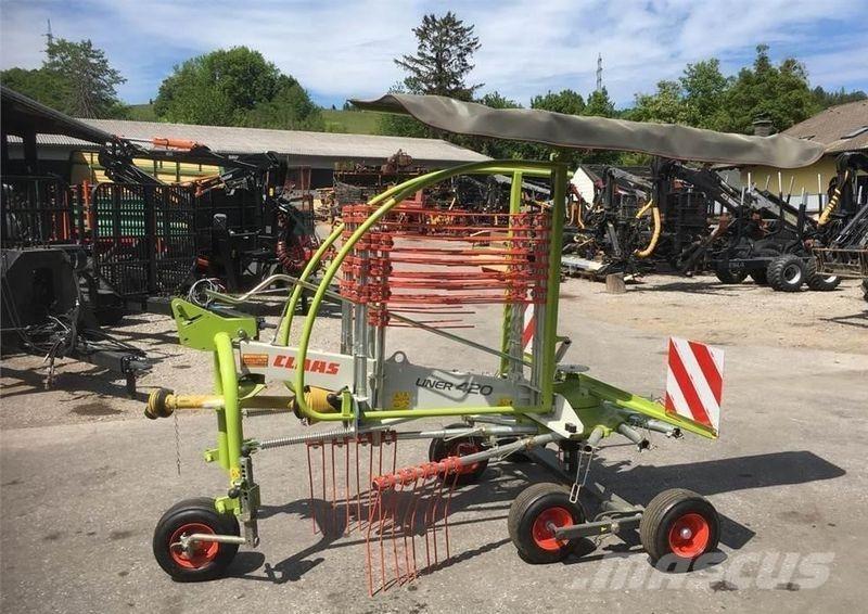 CLAAS Liner 420 Rendkészítő Kombájnok