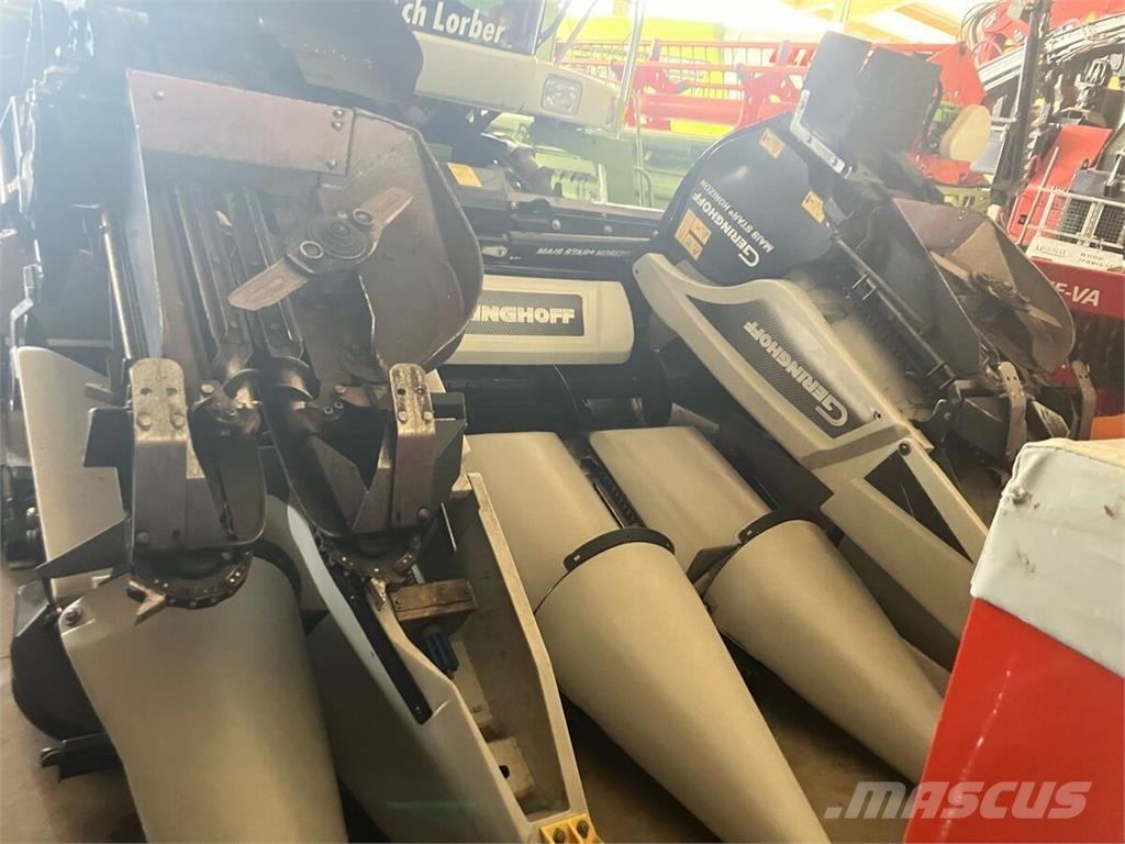 CLAAS Mega 370 Kombájnok