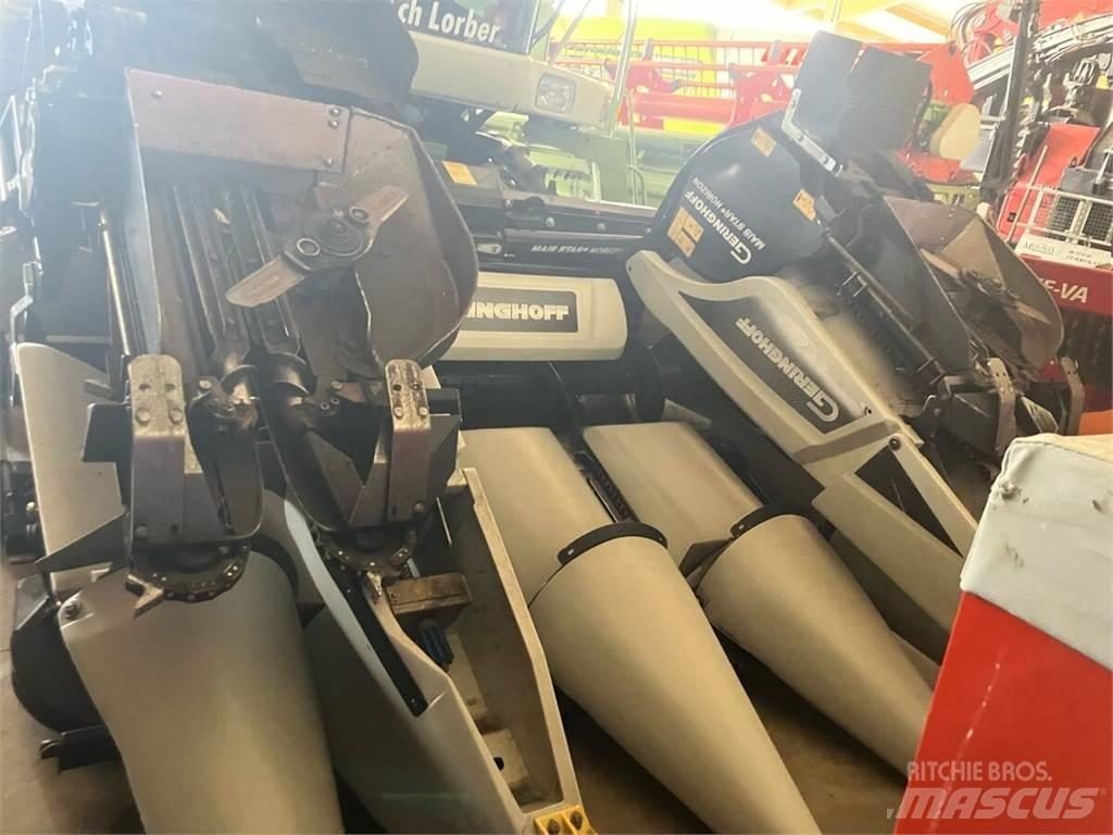CLAAS Mega 370 Kombájnok