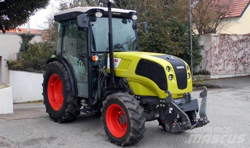 CLAAS Nexos 230 VL Traktorok