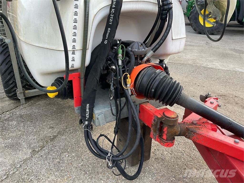  DIA TWIN 2000 Vontatott trágyaszórók