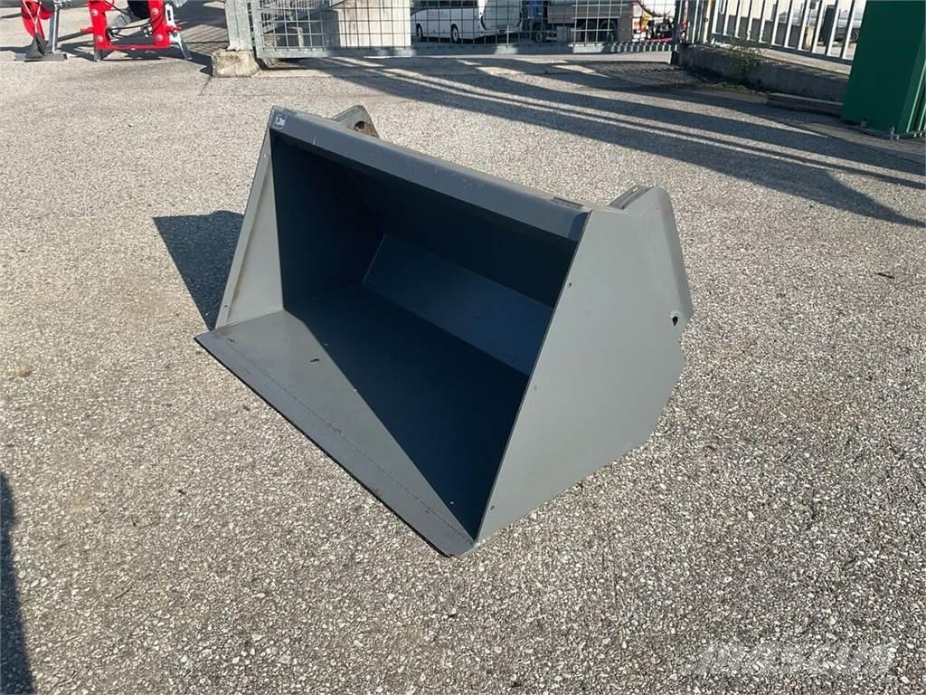  Erdschaufel 1.30 m Homlokrakodó tartozékok