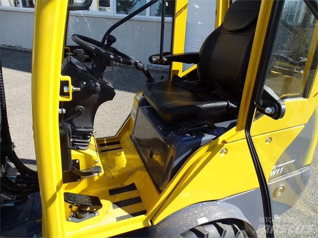 Eurotrac W11 C Homlokrakodók és kotrók