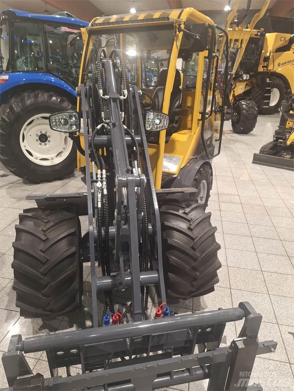 Eurotrac W12S Homlokrakodók és kotrók