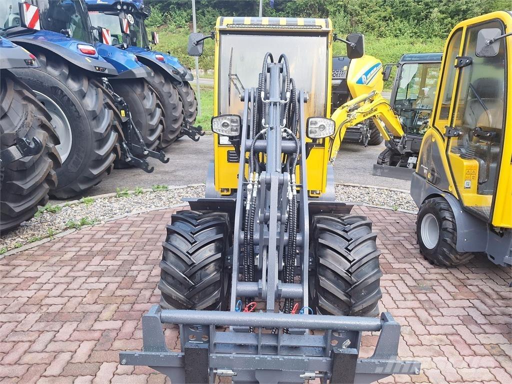 Eurotrac W12S Homlokrakodók és kotrók