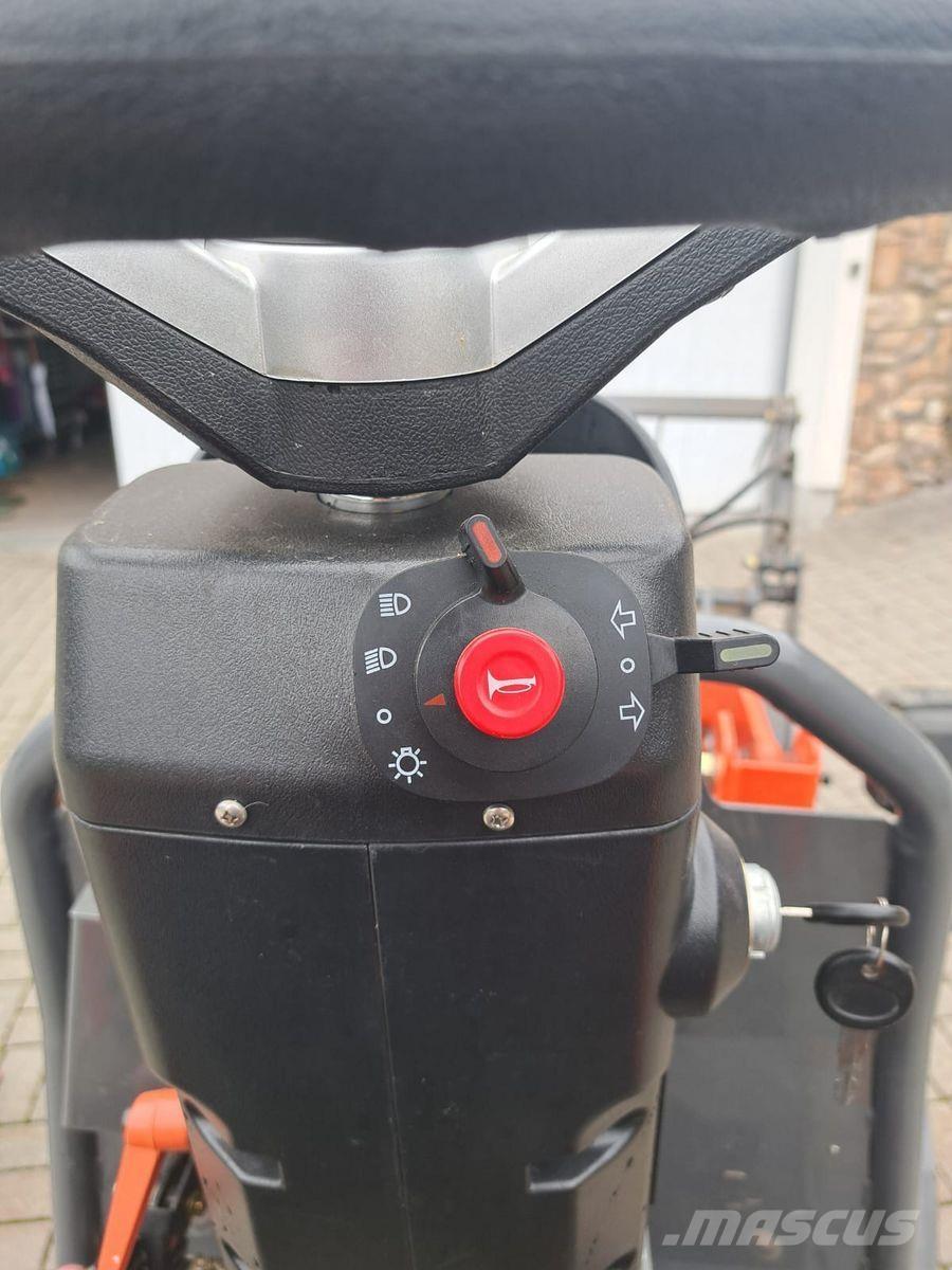 Everun EREL 05 Homlokrakodók és kotrók