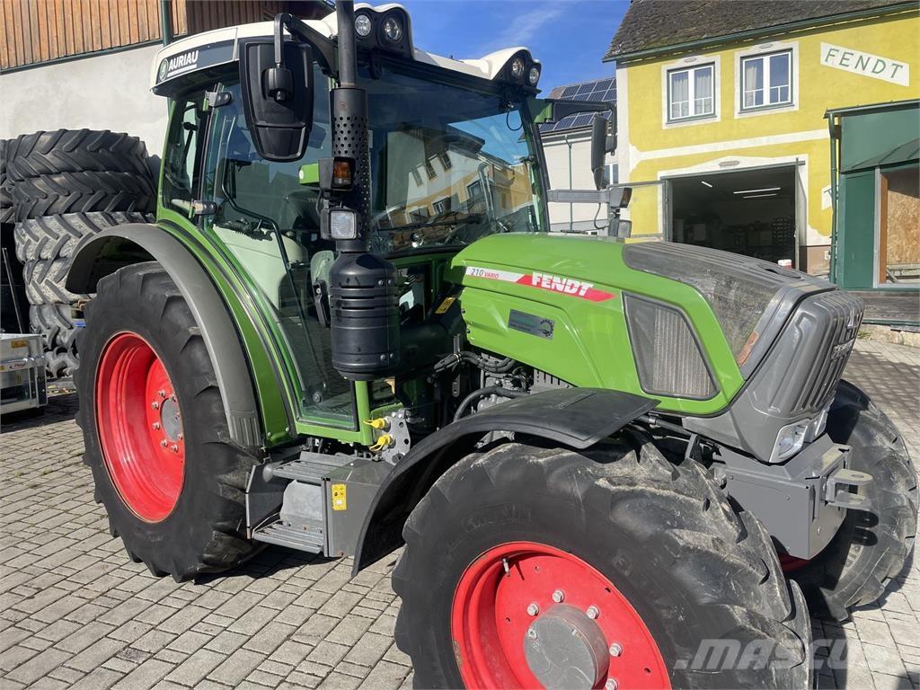 Fendt 210 Vario Traktorok
