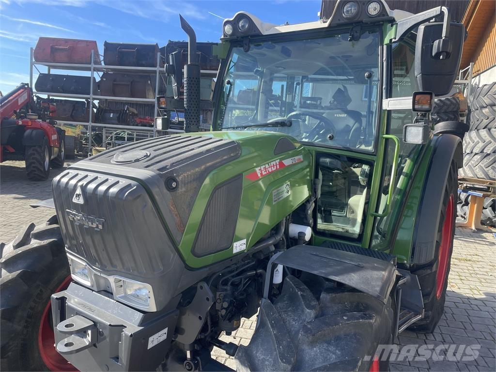 Fendt 210 Vario Traktorok