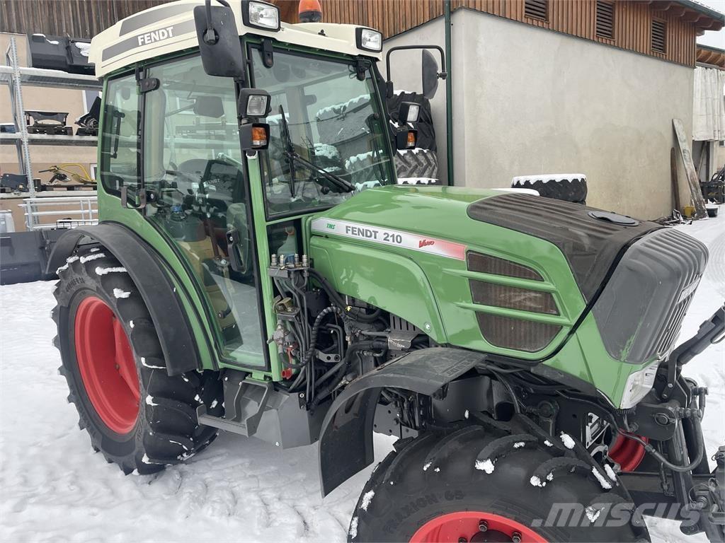 Fendt 210 Vario F Traktorok