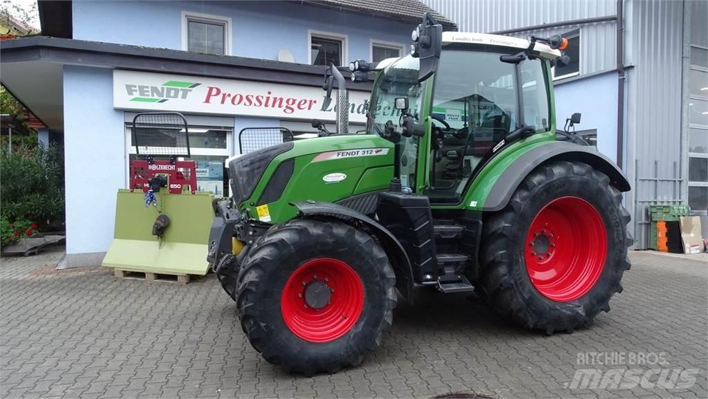 Fendt 312 Vario Traktorok