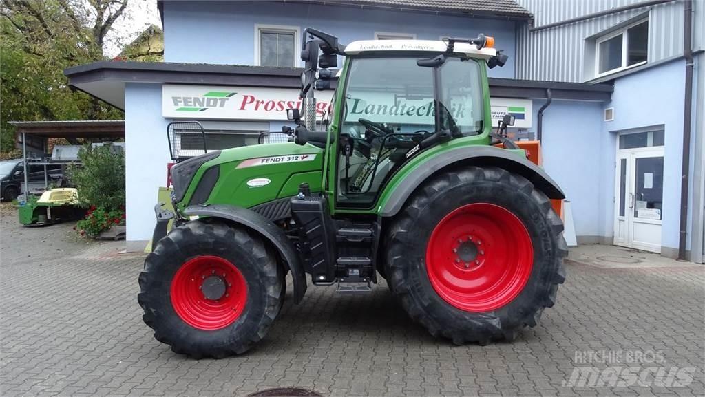 Fendt 312 Vario Traktorok