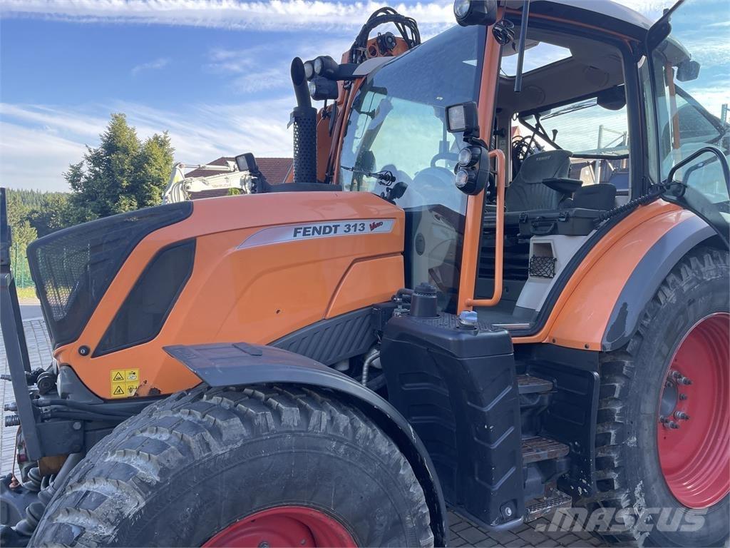 Fendt 313 Vario Traktorok