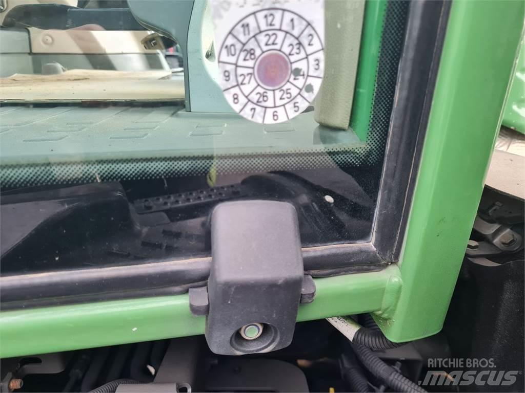 Fendt 516 Vario Traktorok