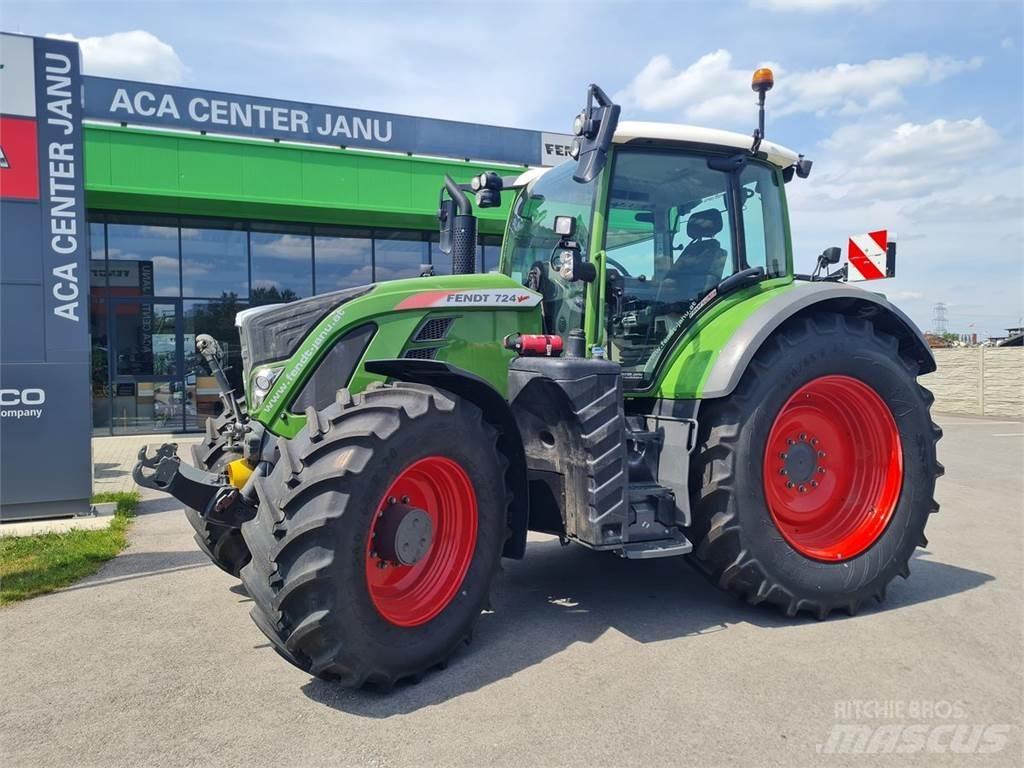 Fendt 724 Vario Traktorok