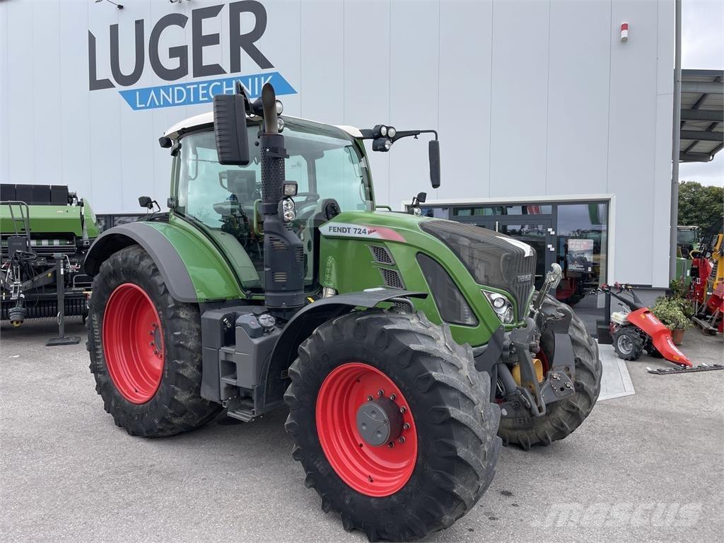 Fendt 724 Vario Traktorok