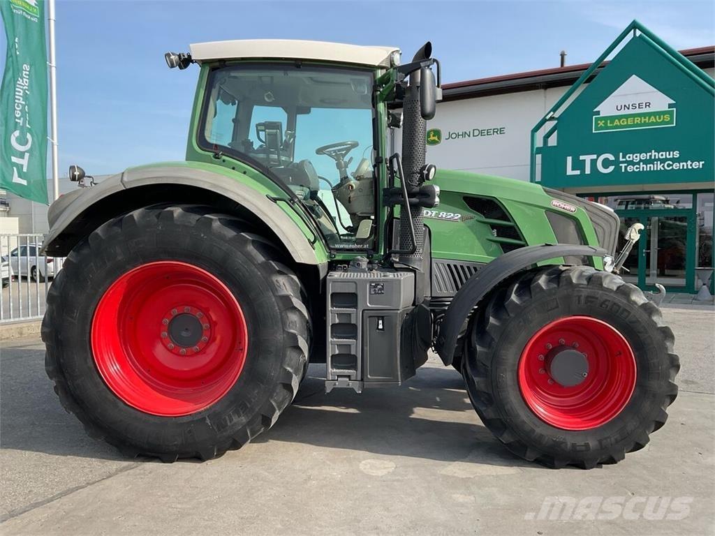 Fendt 822 Vario Traktorok
