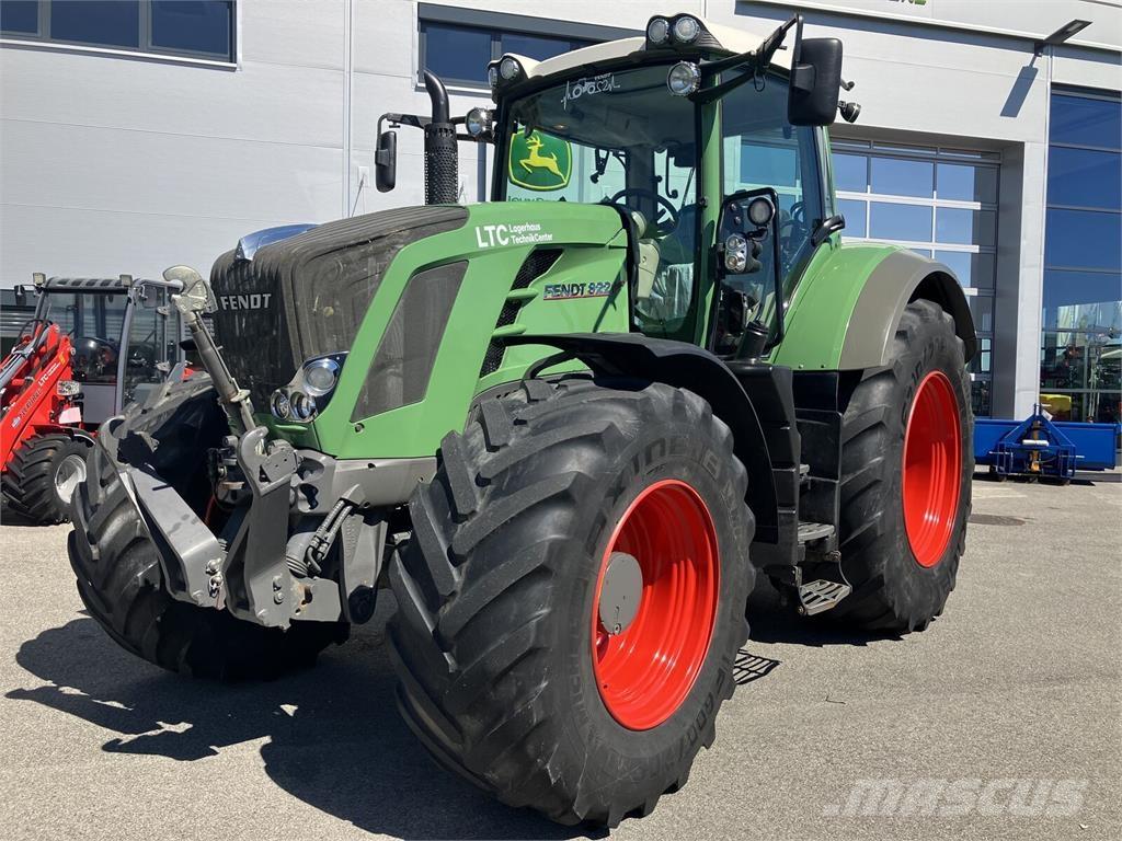 Fendt 822 Vario Traktorok