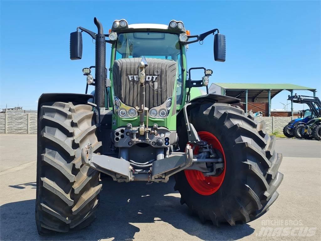 Fendt 828 Vario Traktorok