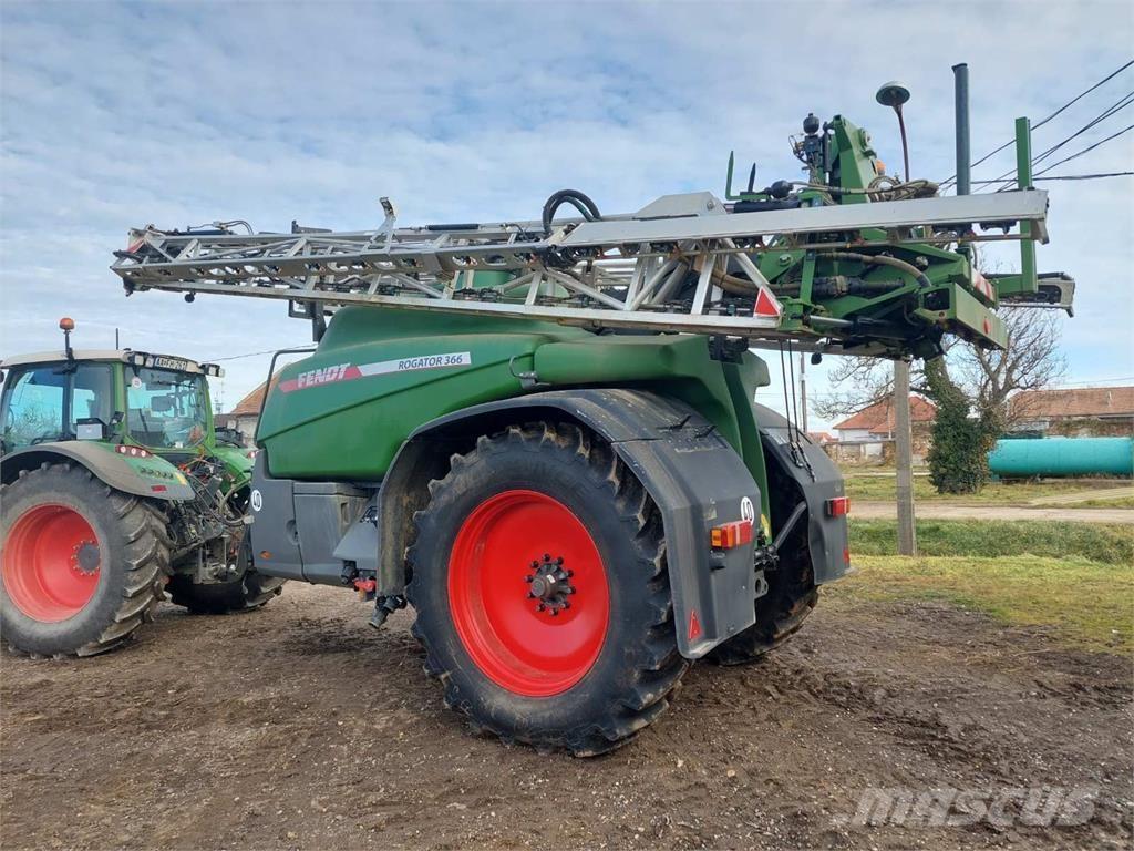 Fendt ROGATOR 366 Vontatott trágyaszórók