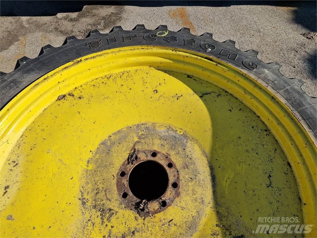Firestone 230/95R44 Gumiabroncsok, kerekek és felnik