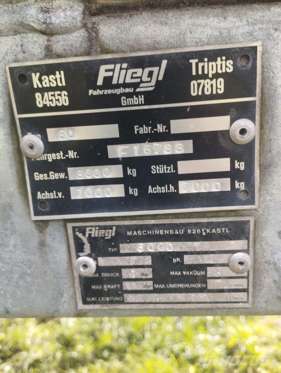Fliegl  Poranyag tartályos