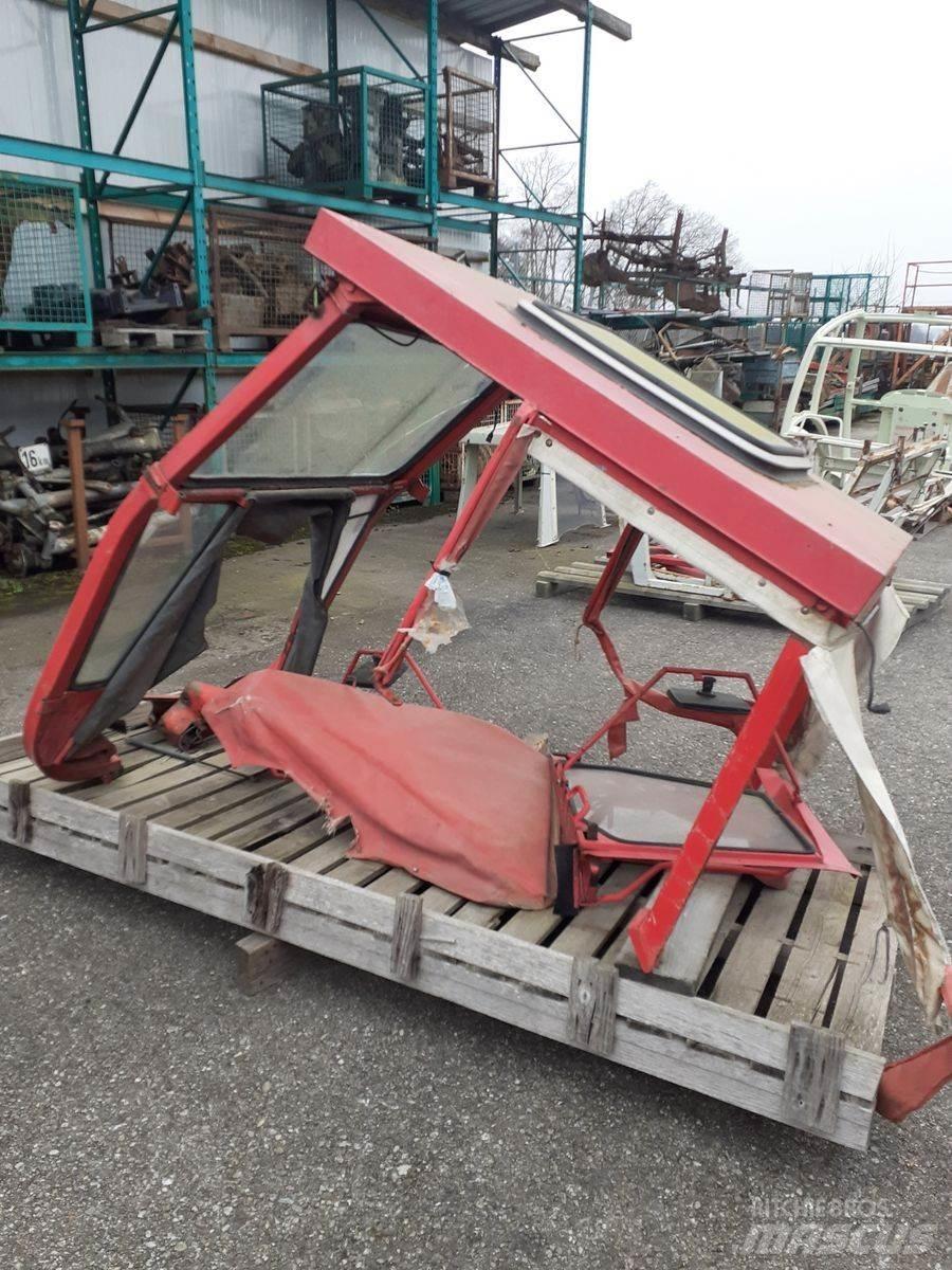  Gebrauchte Kabine Egyéb traktor tartozékok