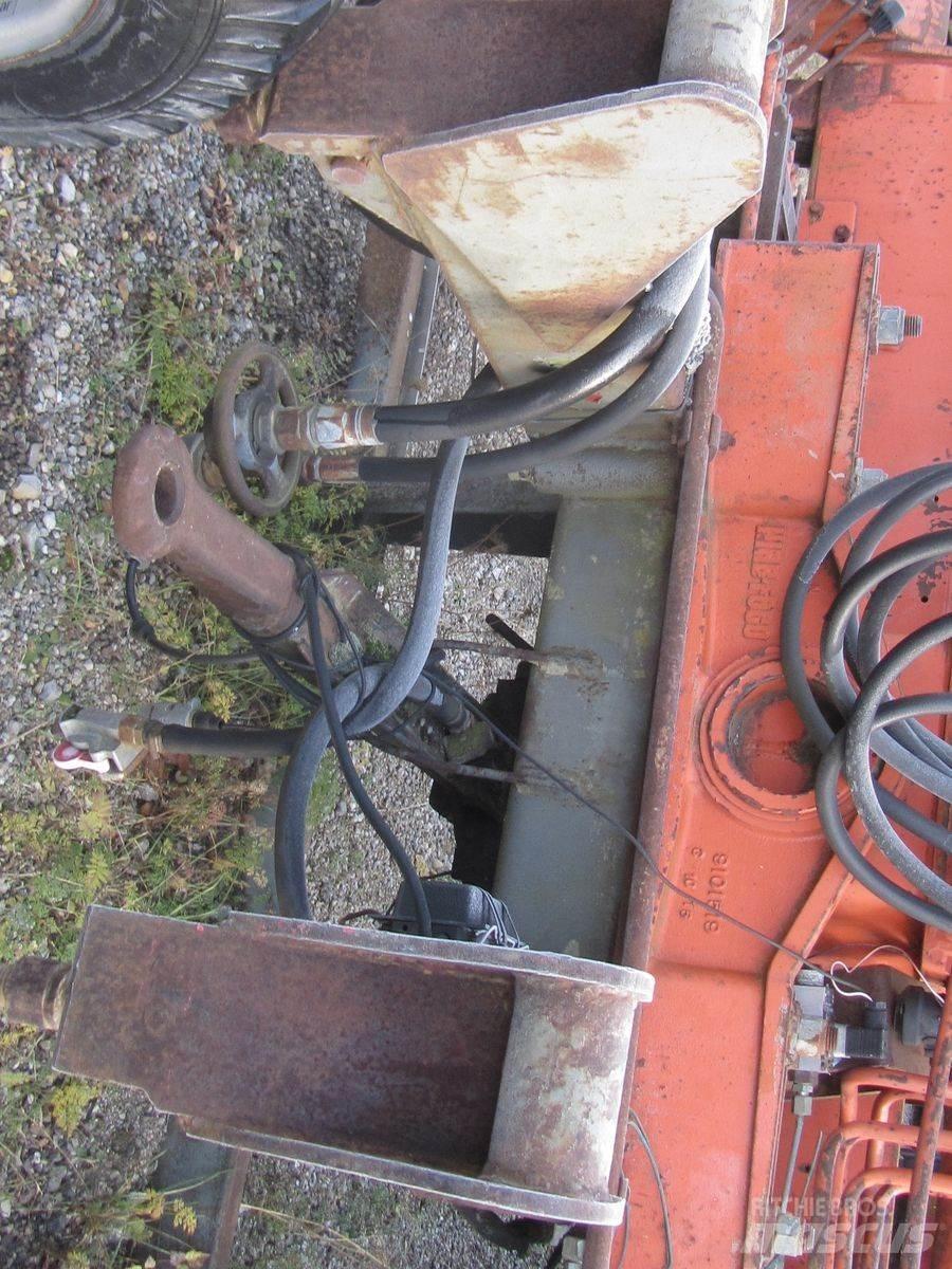 Hiab 765 Daruk és rakodók