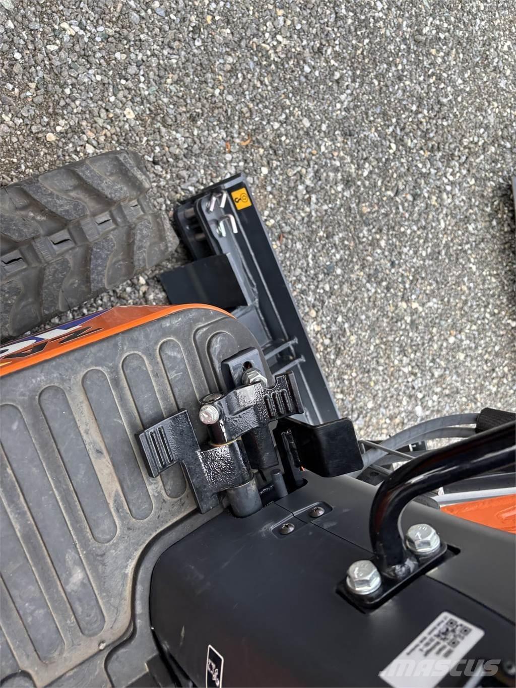 Hitachi ZX10U-6 Mini kotrók < 7t