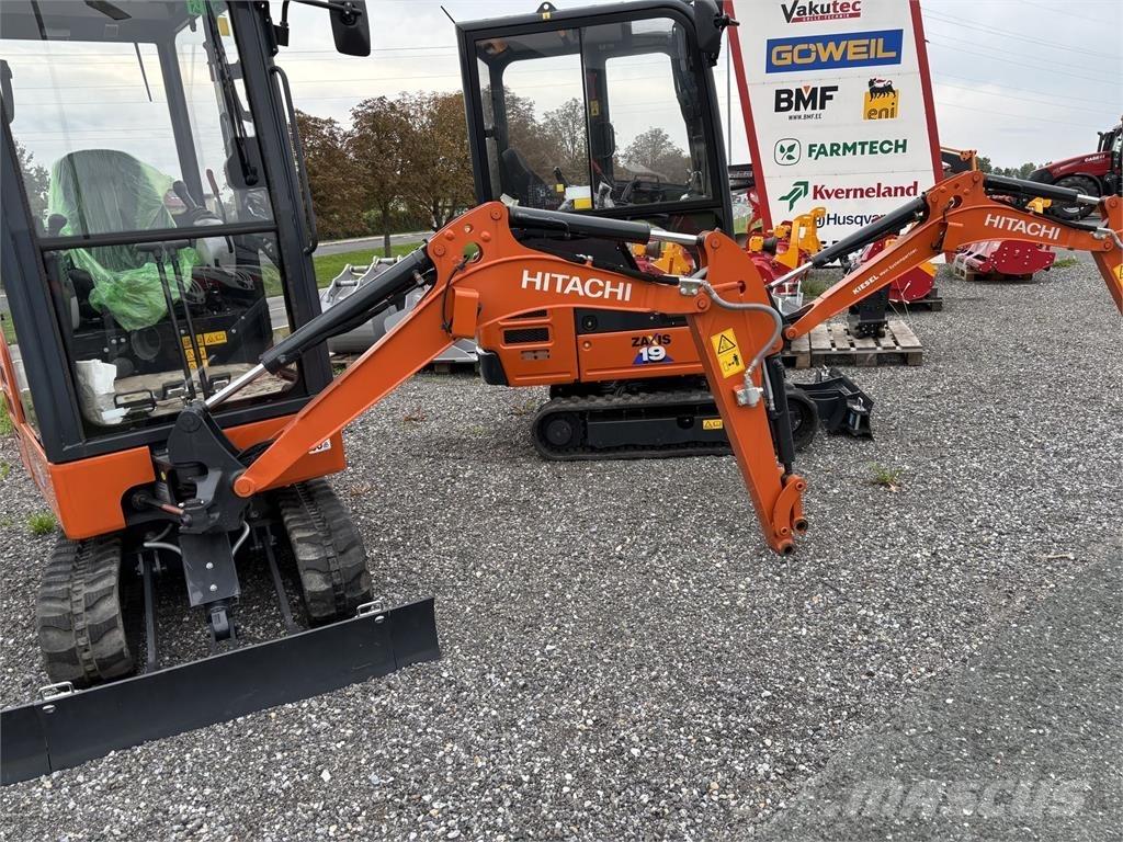 Hitachi ZX19-6 Lánctalpas kotrók