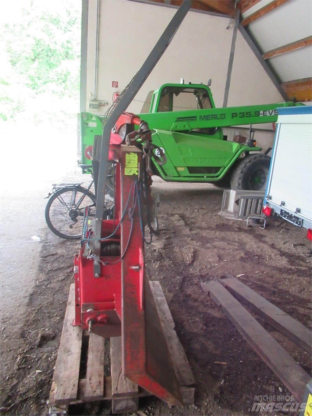  Holzknecht HS 205 B Csörlők