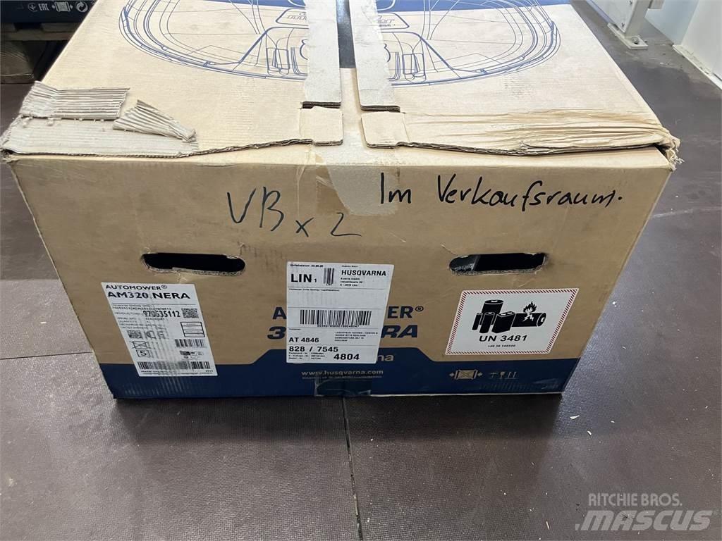 Husqvarna 320 NERA Ráülős fűnyírók