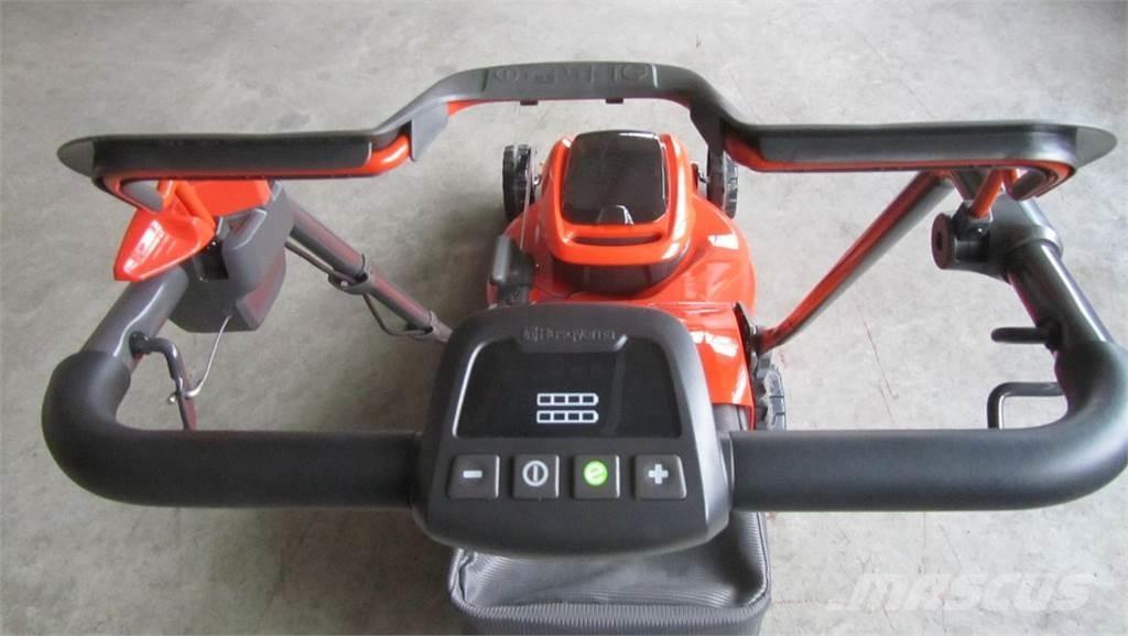 Husqvarna LC 347iVX Ráülős fűnyírók