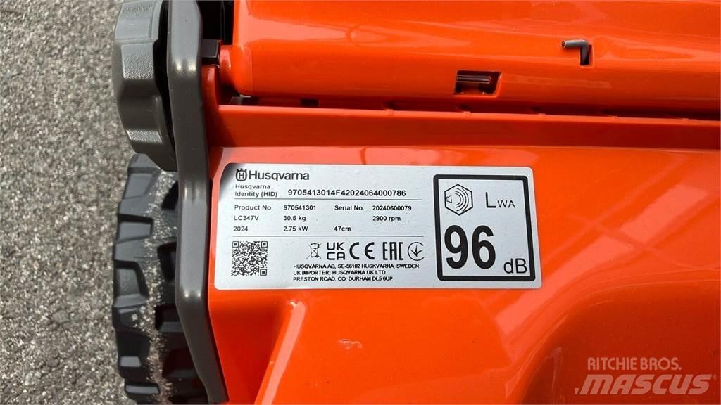 Husqvarna LC 347V Ráülős fűnyírók