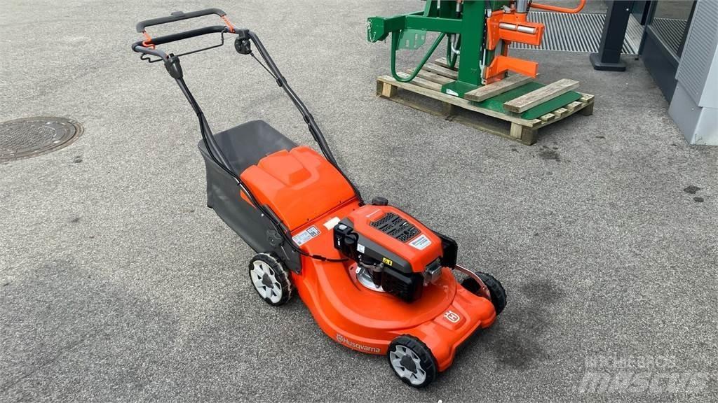 Husqvarna LC 353VE Ráülős fűnyírók