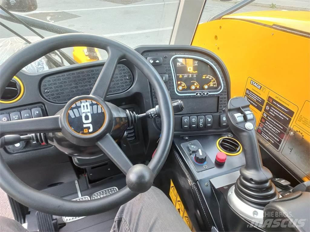 JCB AgriPlus 525-60 Teleszkópos rakodók