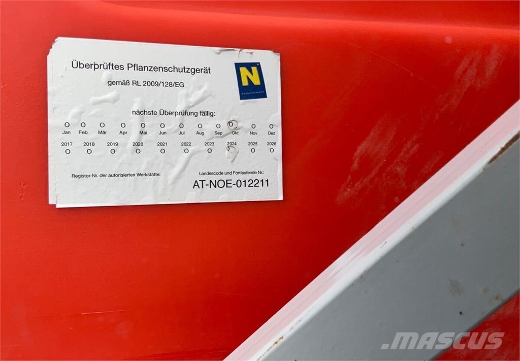  Jessernigg 660/12 Vontatott trágyaszórók