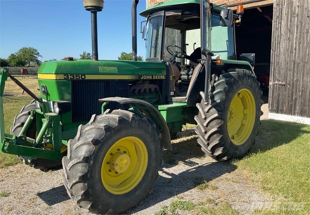 John Deere 3350 Traktorok