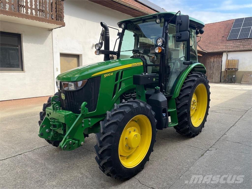 John Deere 5100M Traktorok
