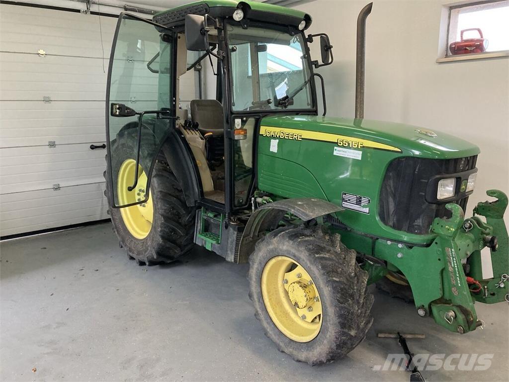 John Deere 5515F Traktorok