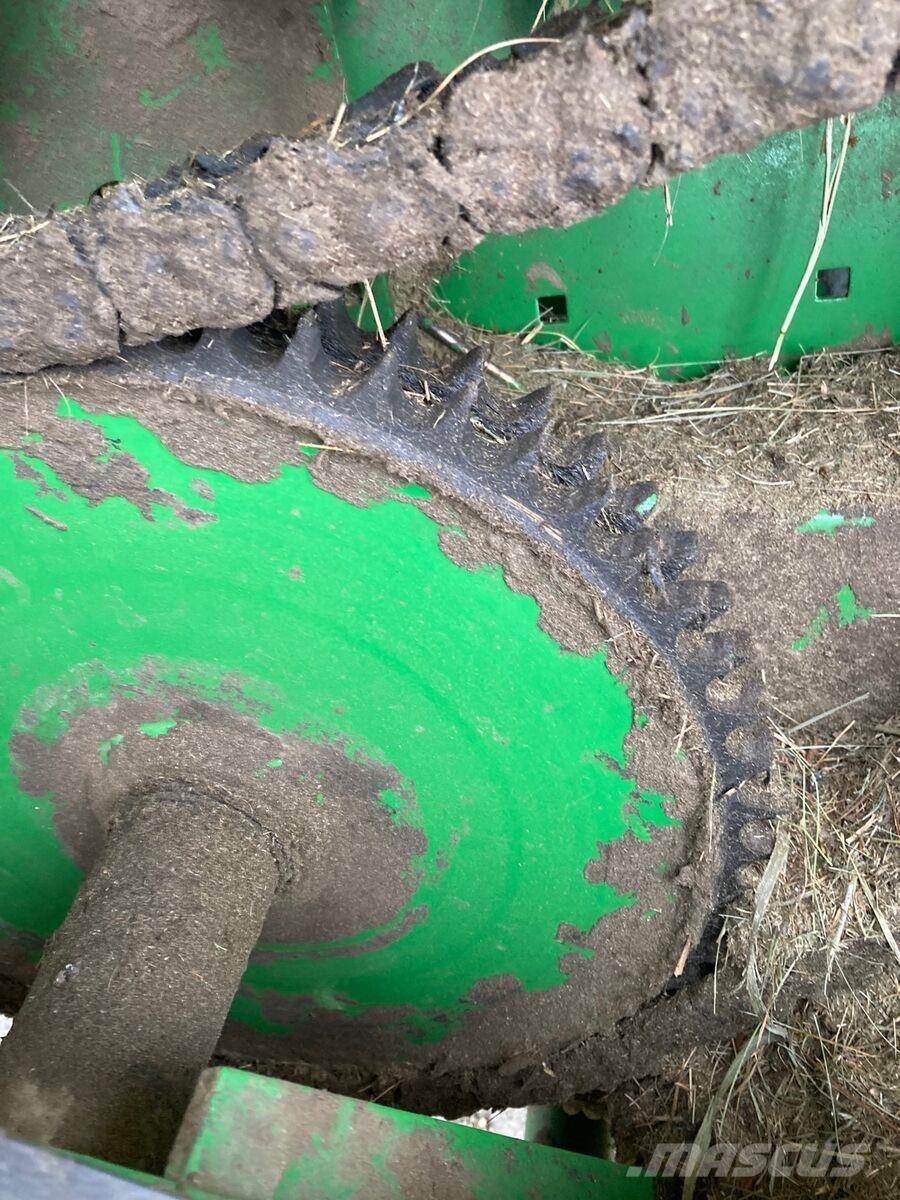John Deere 592C Körbálázók