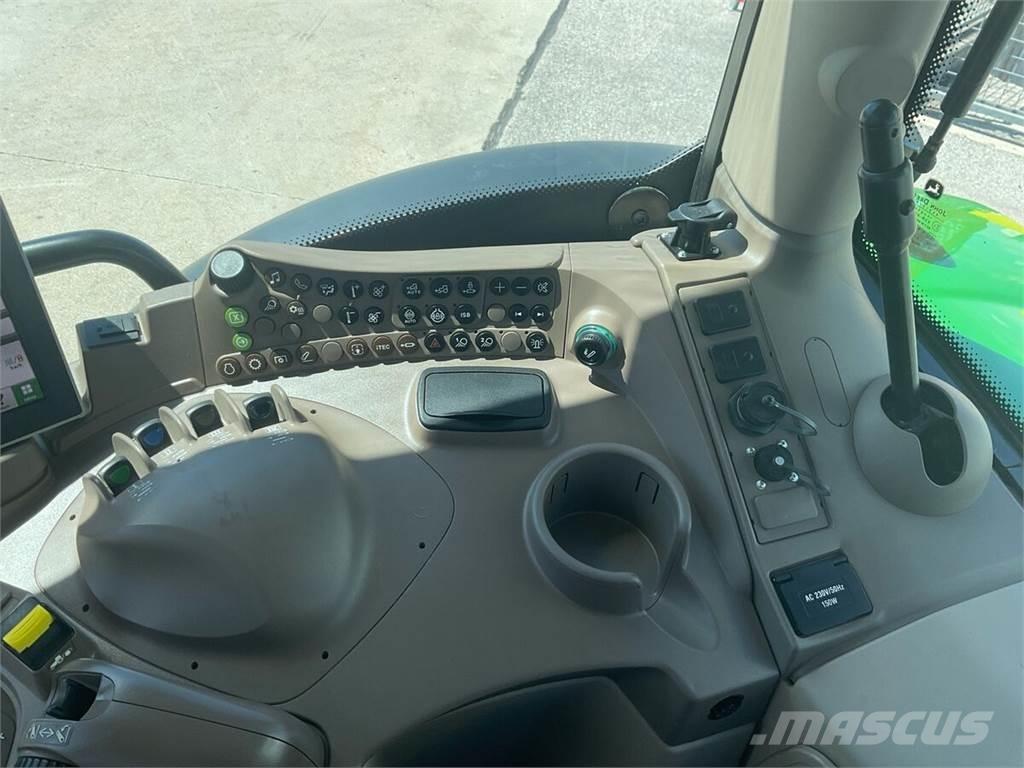 John Deere 6110R Traktorok