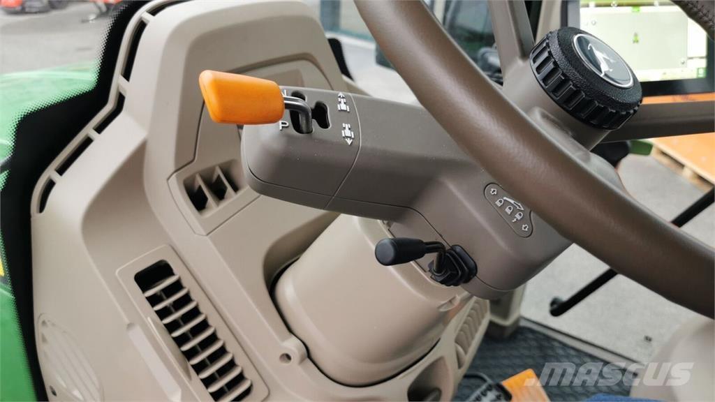 John Deere 6120M Traktorok