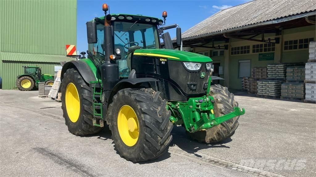 John Deere 6250R Traktorok
