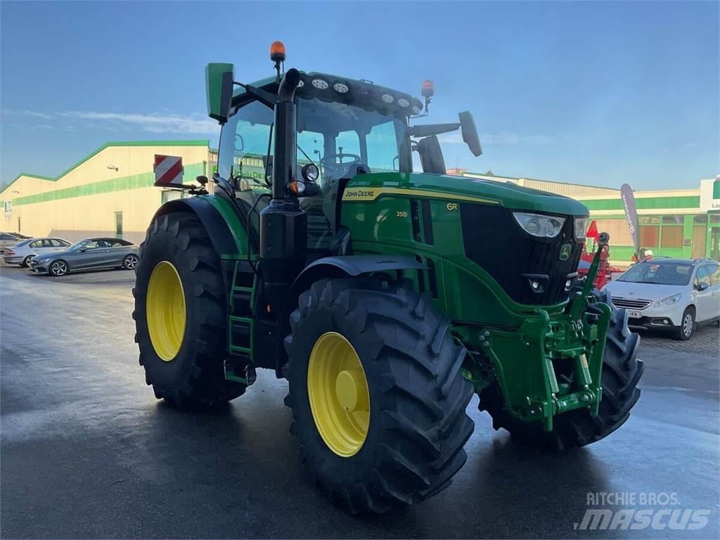 John Deere 6R 250 Traktorok