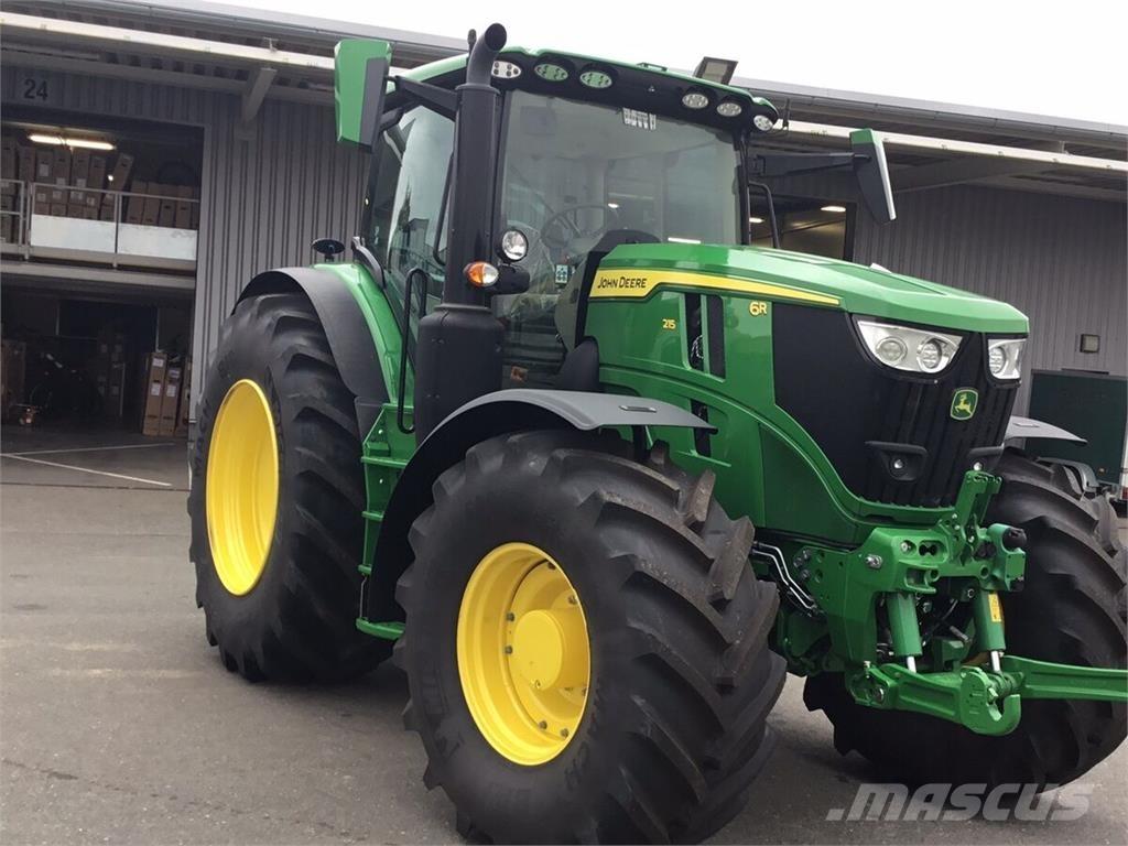 John Deere 6R215 Traktorok