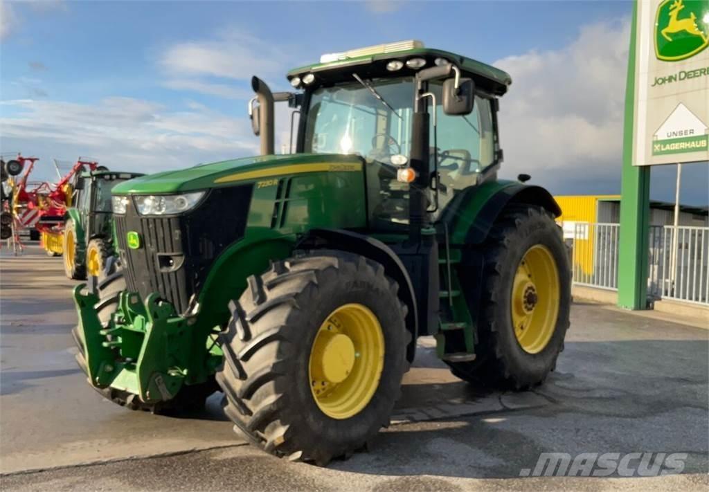 John Deere 7230R Traktorok